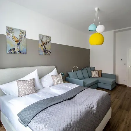 Executive Bright Apt. By Ruterra * Praha