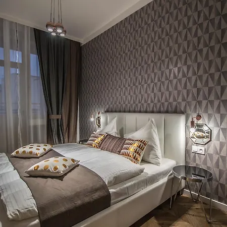 Executive Bright Apt. By Ruterra Praha