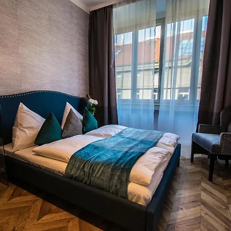 Executive Bright Apt. By Ruterra Praha