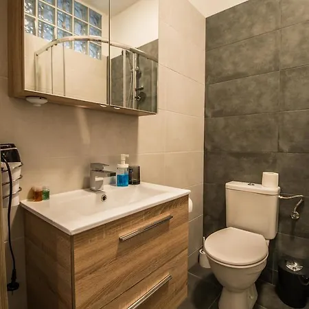 Executive Bright Apt. By Ruterra Apartmán
