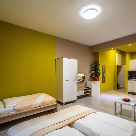 Executive Bright Apt. By Ruterra * Praha