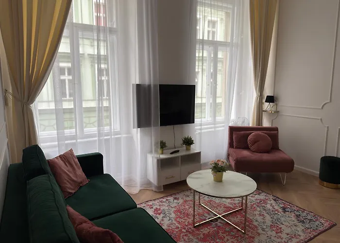 City Center Apartments Near Synagogue * Πράγα