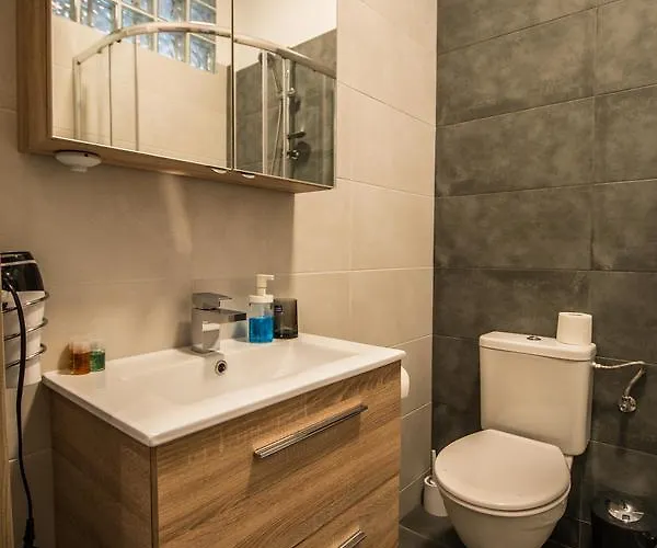 City Center Apartments Near Synagogue Διαμέρισμα